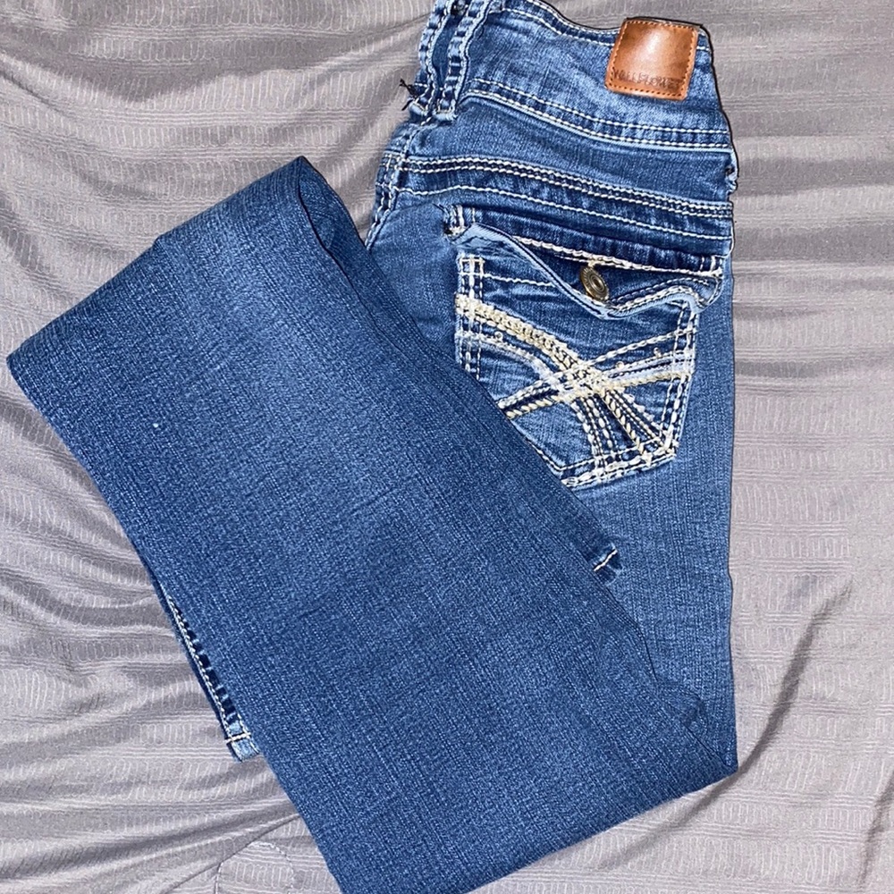 Juniors Wallflower Bootcut Jeans.